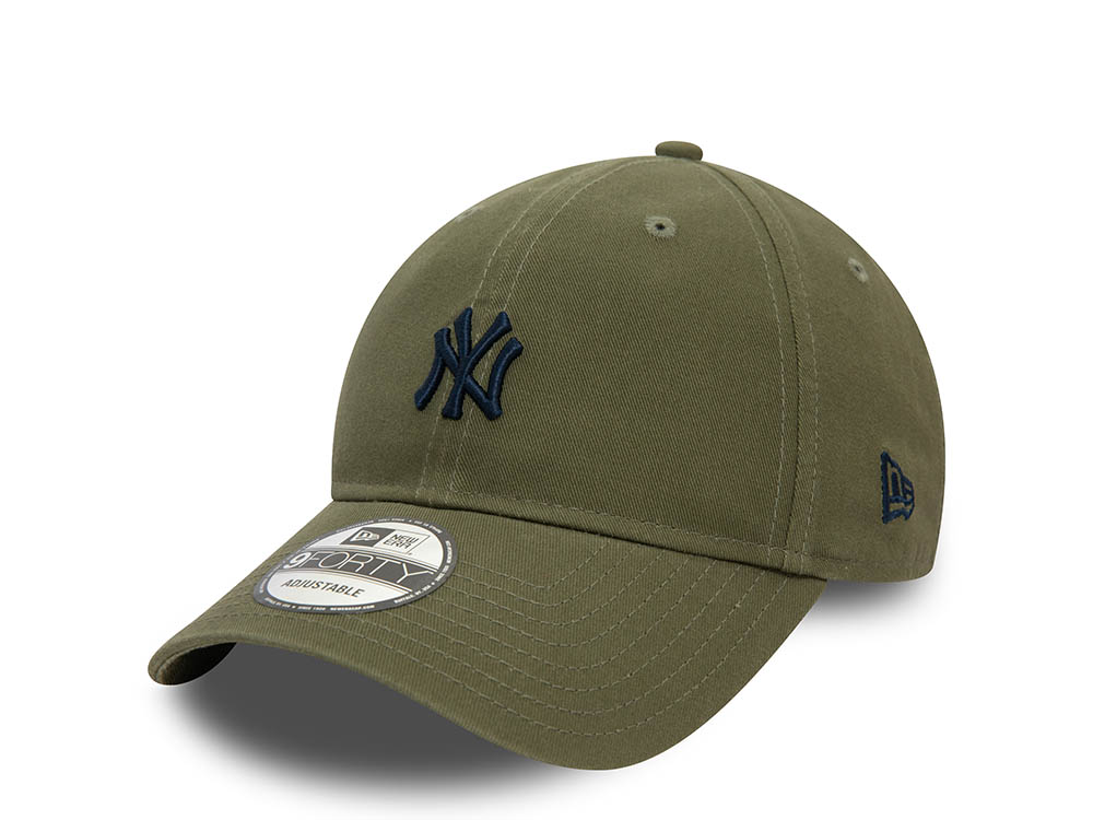 New Era New York Yankees Washed Olive 9Forty Strapback Cap