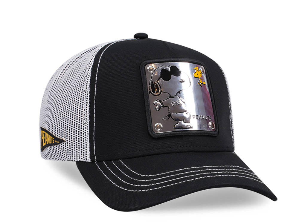 Capslab Peanuts Snoopy Black Grey Trucker Snapback Cap