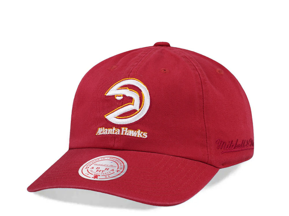 Mitchell & Ness Atlanta Hawks Golden Hour Glaze Red Dadhat Strapback Cap